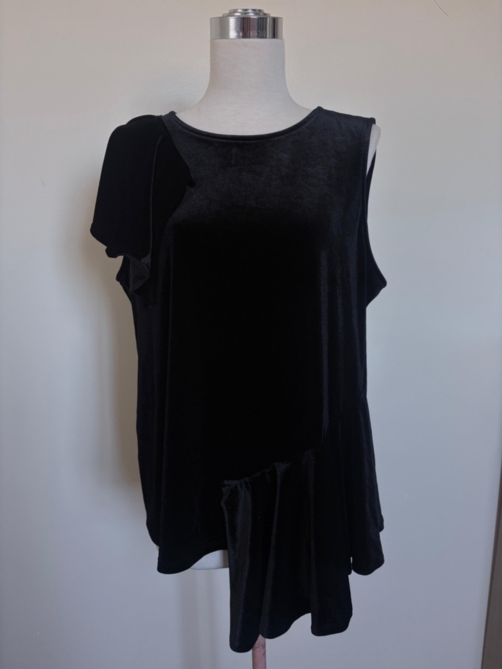 Halogen Black Velvet Tank Top with Delicate Trim
